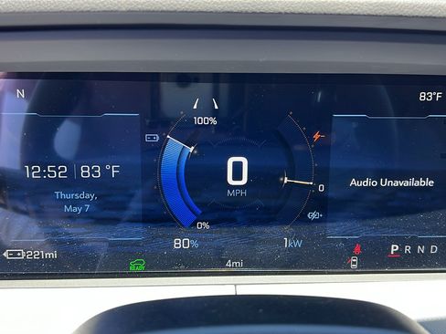 New 2027 Chevrolet Bolt LT w/ Comfort Package FWD image 25
