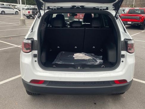 New 2026 Jeep Compass Limited AWD/4WD image 7