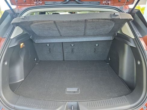 Used 2021 Buick Encore GX Preferred w/ Cold Weather Comfort Package AWD/4WD image 16