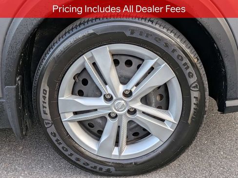 Used 2024 Nissan Kicks S FWD image 11
