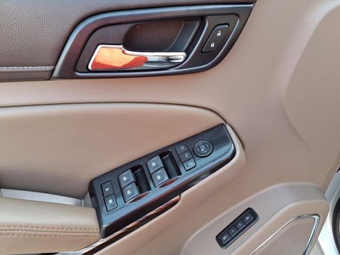 Used 2018 GMC Yukon SLT w/ Open Road Package image 17