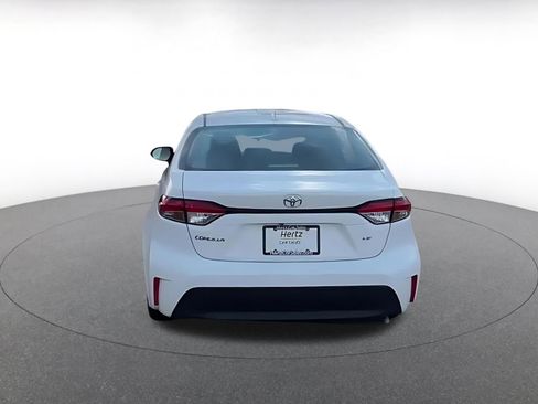 Used 2025 Toyota Corolla LE image 12