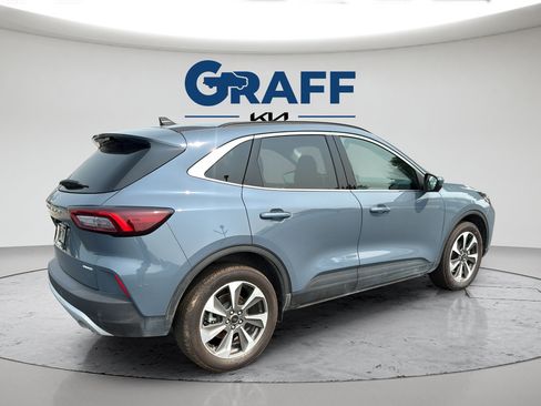 Used 2023 Ford Escape Platinum AWD/4WD image 11