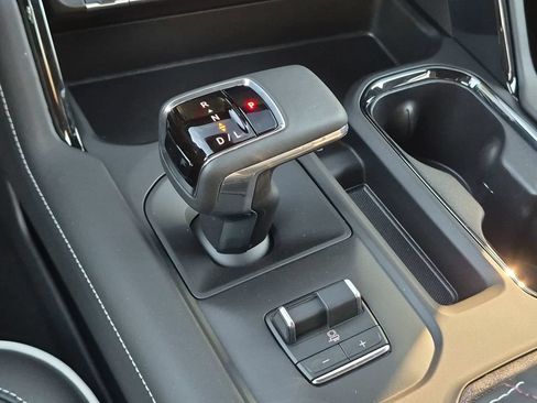 New 2026 GMC Sierra 1500 AT4X AWD/4WD image 19
