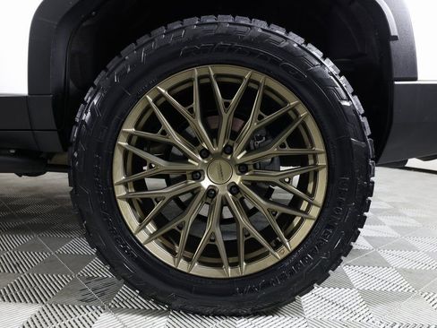 Used 2024 Lexus GX 550 image 45