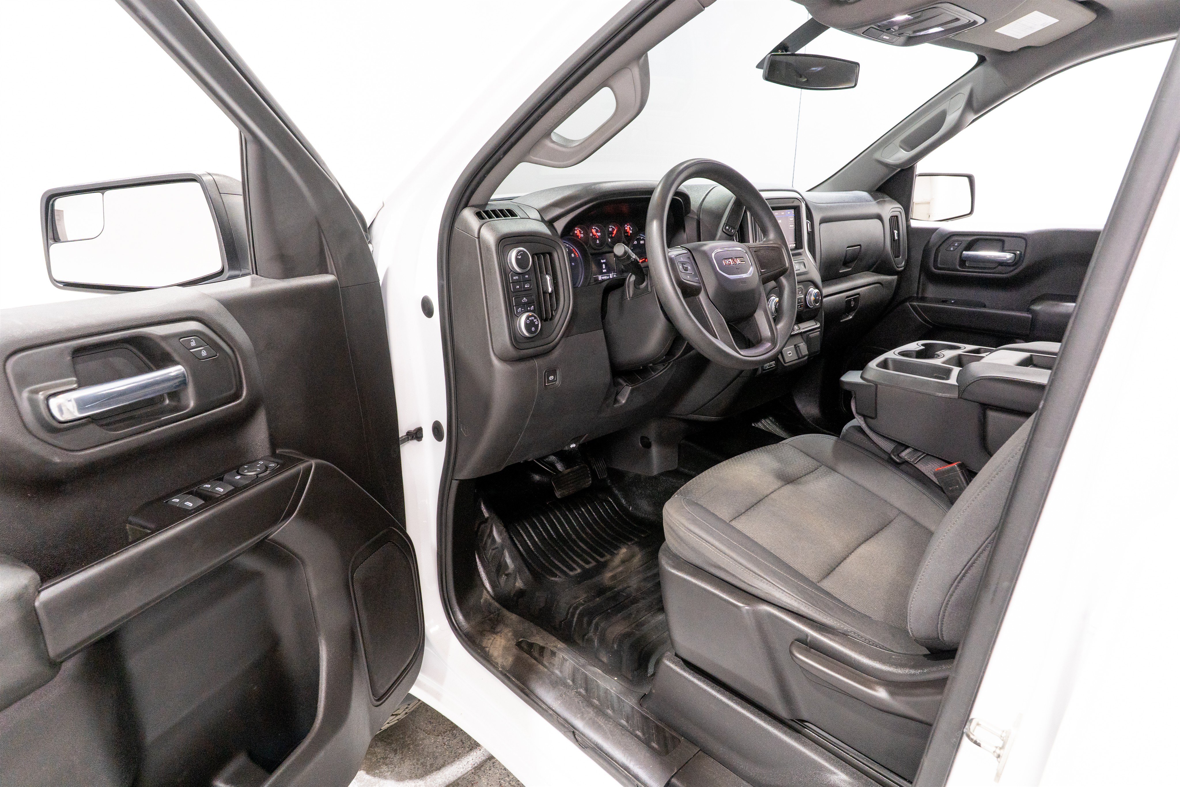 Used 2020 GMC Sierra 1500 4x4 Crew Cab w/ Sierra Value Package image 13