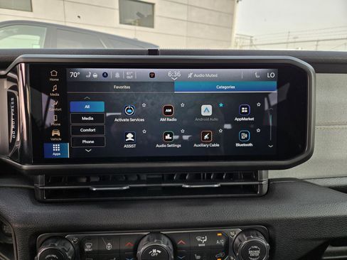 New 2026 Jeep Gladiator Sport image 7