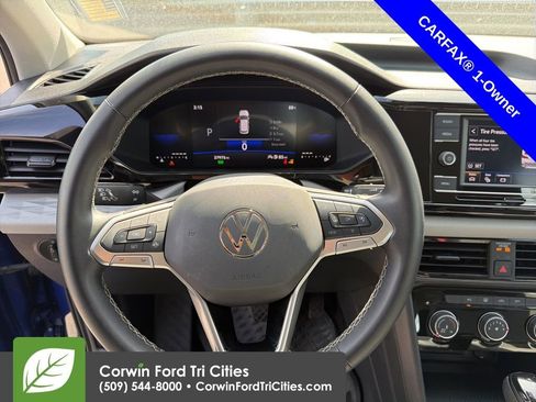 Used 2023 Volkswagen Taos S FWD image 2