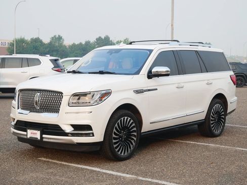 Used 2020 Lincoln Navigator Black Label w/ Cargo Convenience Package AWD/4WD image 5