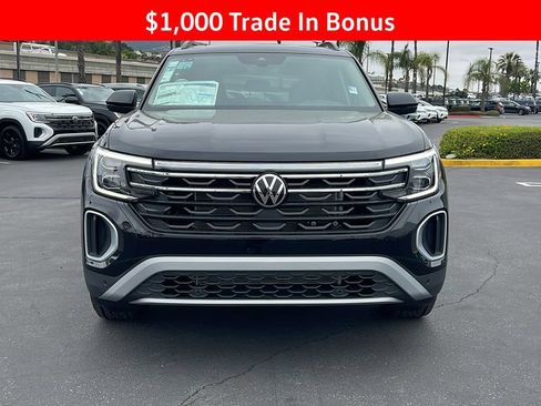 New 2025 Volkswagen Atlas Peak Edition SE AWD/4WD image 3
