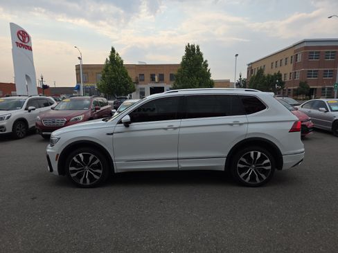 Used 2021 Volkswagen Tiguan SEL Premium R-Line AWD/4WD image 5