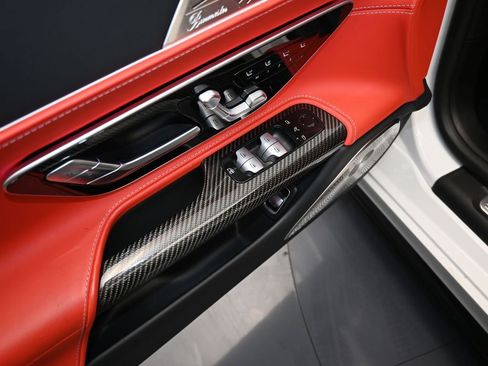 Used 2022 Mercedes-Benz SL 63 AMG 4MATIC image 13