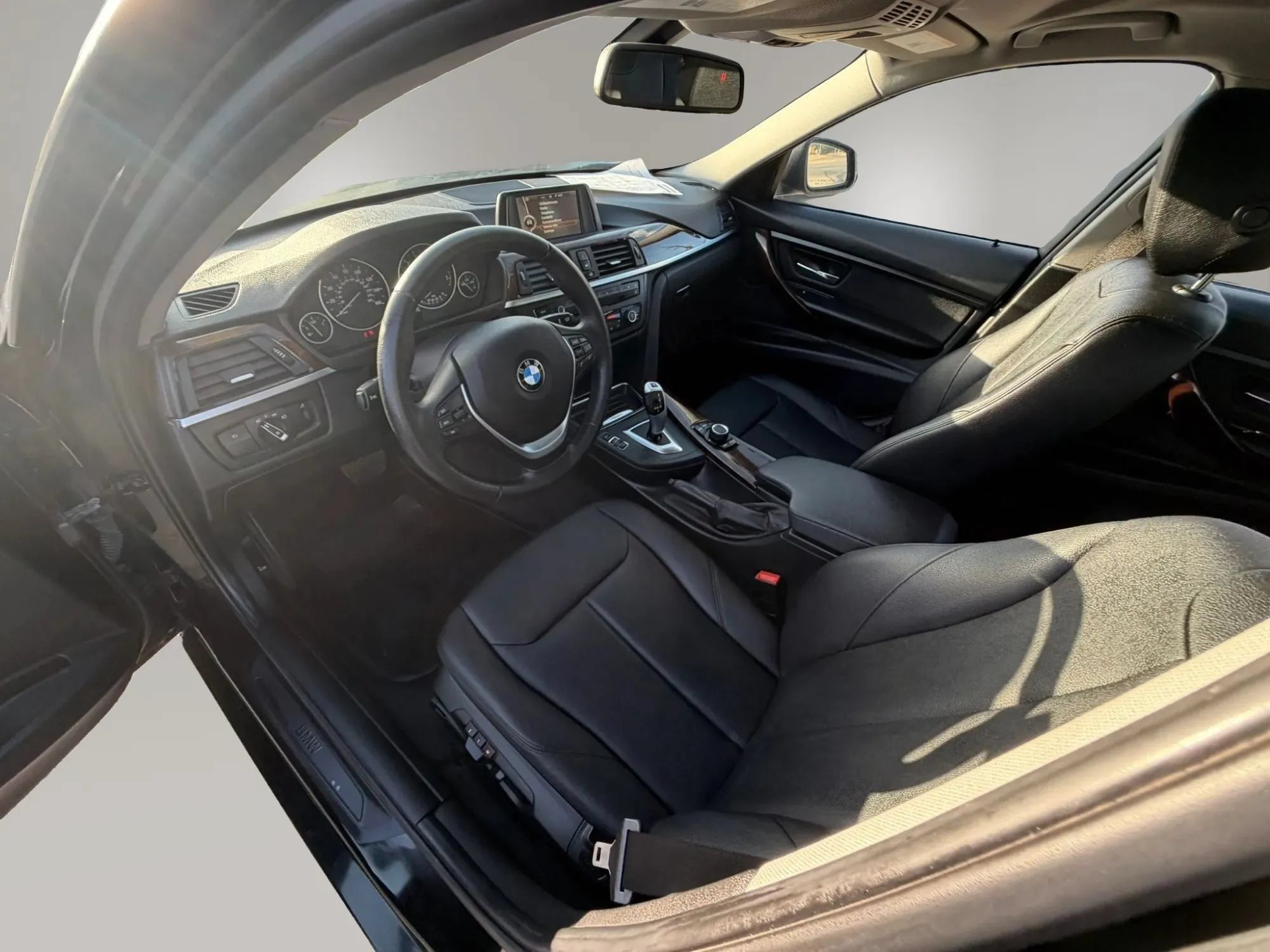 Used 2014 BMW 328i Sedan RWD image 17