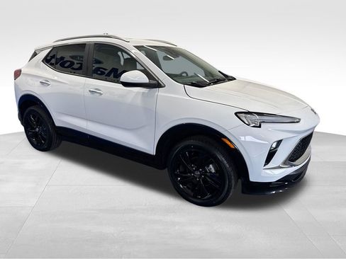 Used 2024 Buick Encore GX Sport Touring AWD/4WD image 8