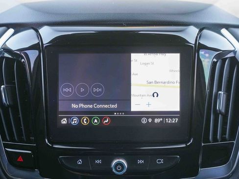 Used 2023 Chevrolet Traverse Premier image 15