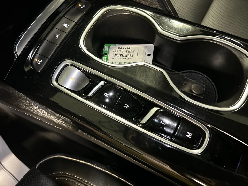 Used 2023 Buick Envision Essence FWD image 18