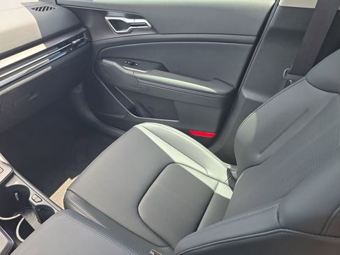 New 2026 Kia Sportage EX AWD/4WD image 16