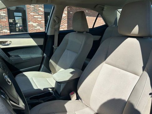 Used 2014 Toyota Corolla LE image 18