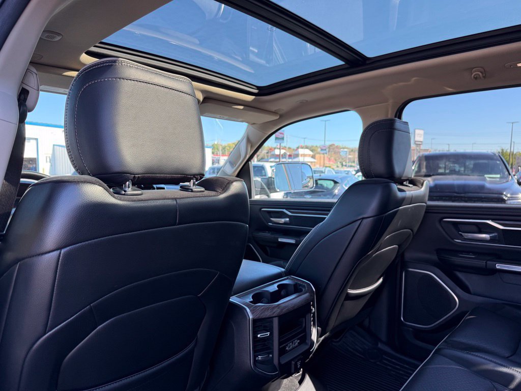 Used 2020 RAM 1500 Laramie AWD/4WD image 10
