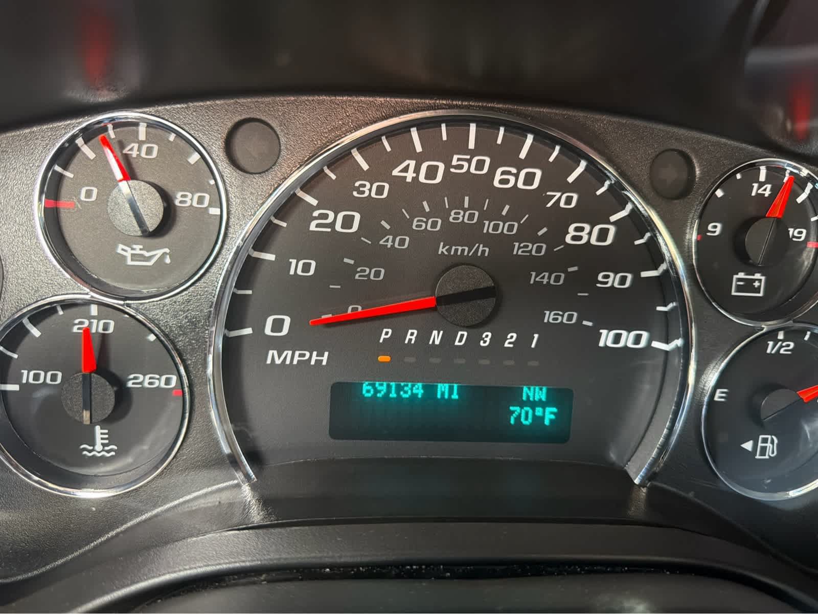 Used 2014 Chevrolet Express 1500 AWD image 2