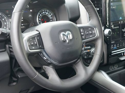 Used 2025 RAM 1500 Big Horn AWD/4WD image 13