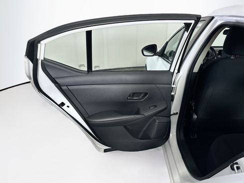 Used 2024 Nissan Sentra S FWD image 24