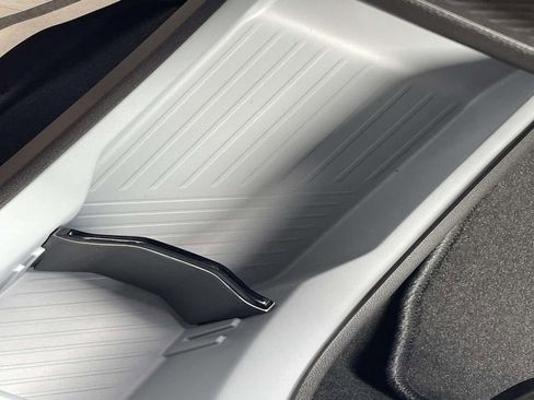 New 2027 Chevrolet Bolt RS w/ Technology Package FWD image 23