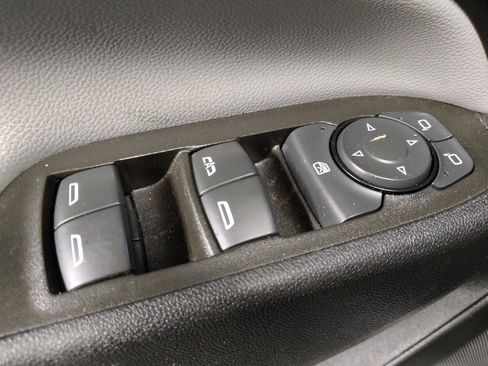 Used 2023 Chevrolet Equinox LS w/ LS Convenience Package image 27