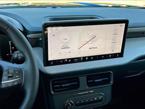 New 2025 Ford Maverick XLT w/ XLT Luxury Package image 7