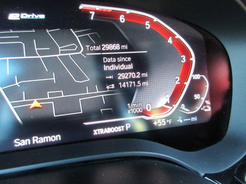 Used 2023 BMW 530e w/ M Sport Package image 4