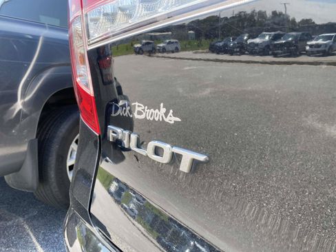 Used 2021 Honda Pilot Special Edition image 11