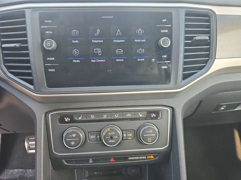 Used 2021 Volkswagen Atlas SE w/ Towing Package AWD/4WD image 24
