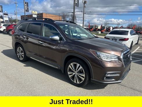 Used 2019 Subaru Ascent Touring AWD/4WD image 1