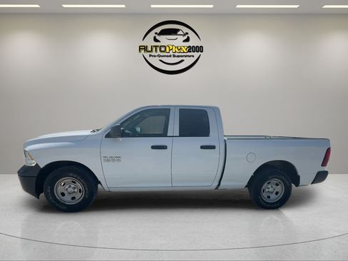 Used 2017 RAM 1500 Tradesman RWD image 4