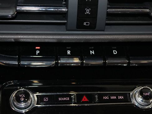Used 2022 Lincoln Corsair AWD w/ Premium Package image 43
