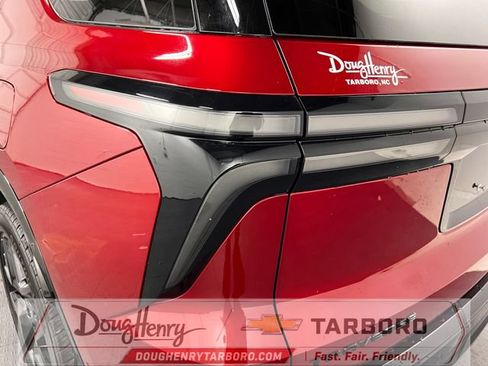 New 2026 Chevrolet Traverse RS w/ LPO, Floor Liner Package FWD image 14