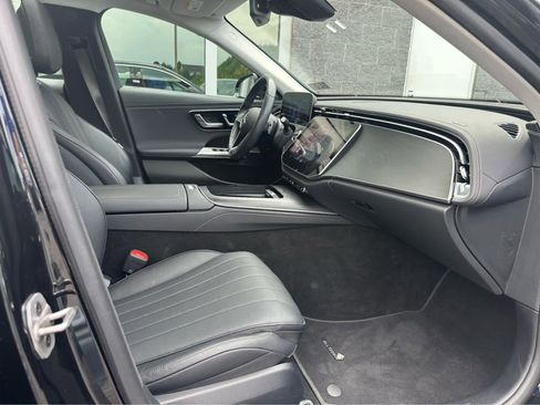 Used 2025 Mercedes-Benz E 450 4MATIC All-Terrain Wagon image 15
