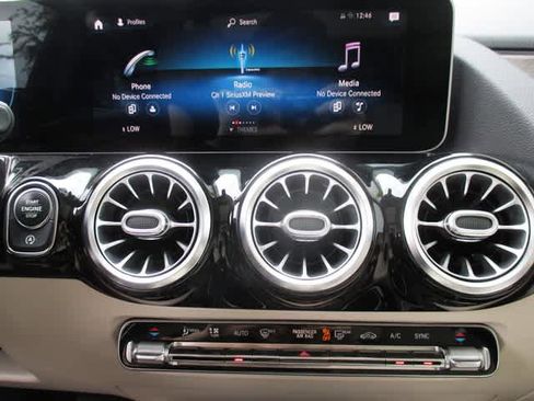 Used 2021 Mercedes-Benz GLA 250 4MATIC image 12