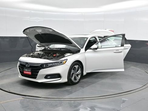 Used 2018 Honda Accord EX image 55