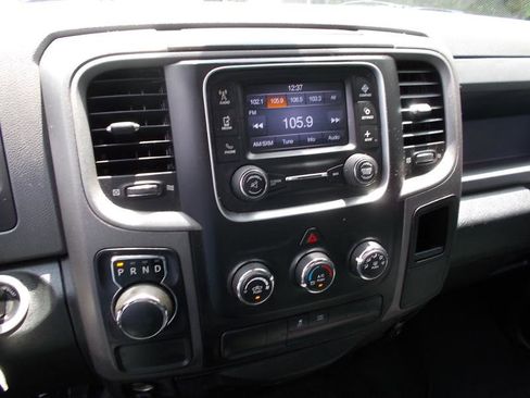 Used 2014 RAM 1500 Express image 31
