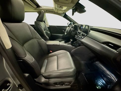 Used 2022 Lexus ES 350 w/ Premium Package image 37