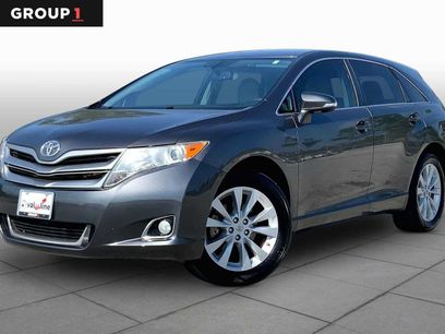 Used 2013 Toyota Venza LE w/ LE Convenience Pkg