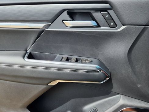 New 2026 GMC Acadia Elevation w/ Black Edition AWD/4WD image 7