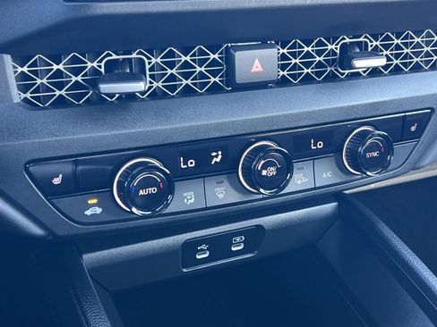 Certified 2024 Honda Accord EX image 14