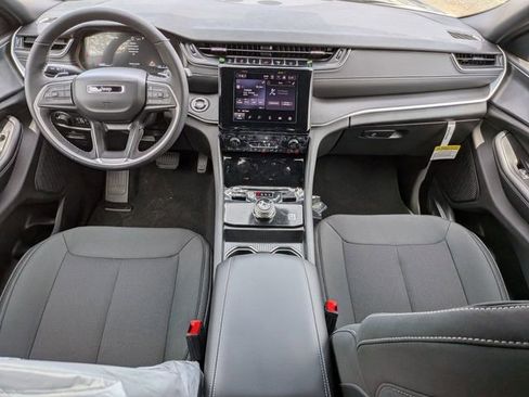 New 2026 Jeep Grand Cherokee Laredo X AWD/4WD image 16