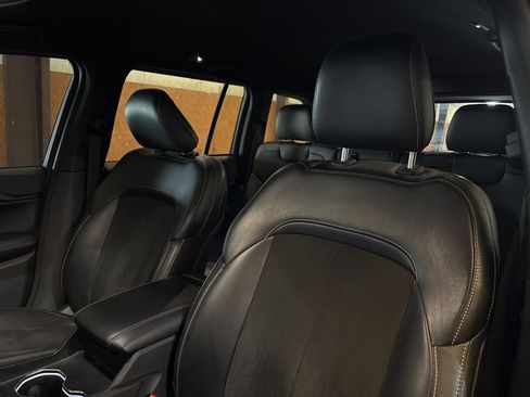 Used 2024 Jeep Grand Cherokee Altitude image 21