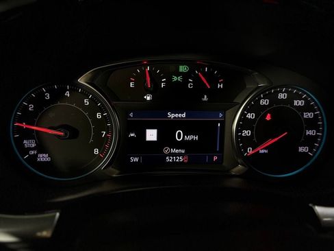 Used 2023 Chevrolet Traverse LT w/ LT Premium Package AWD/4WD image 13