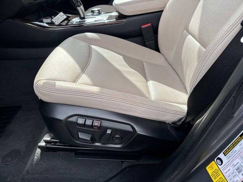 Used 2017 BMW X3 sDrive28i RWD image 19