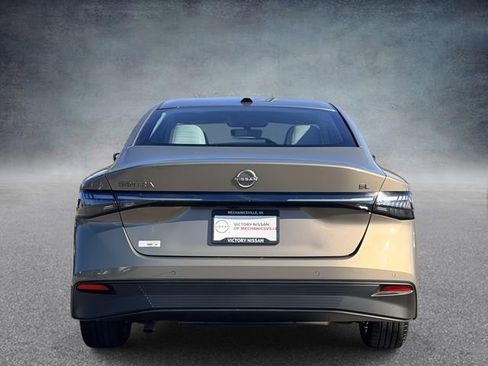 New 2026 Nissan Sentra SL w/ Floor Mat Package FWD image 3