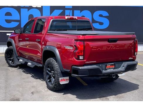Used 2024 Chevrolet Colorado Trail Boss w/ Advanced Trailering Package AWD/4WD image 13
